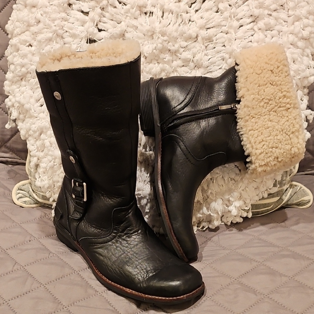 UGG Black Ankle Boots with Sturdy Soles and Furry Lining